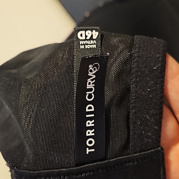 Torrid Curve 46D Plunge Push-Up Floral Pattern Bra - Picture 6 of 7